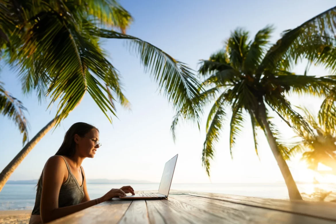 How to Become a Digital Nomad in 2025: Freedom, Perks & Building Your Hustle